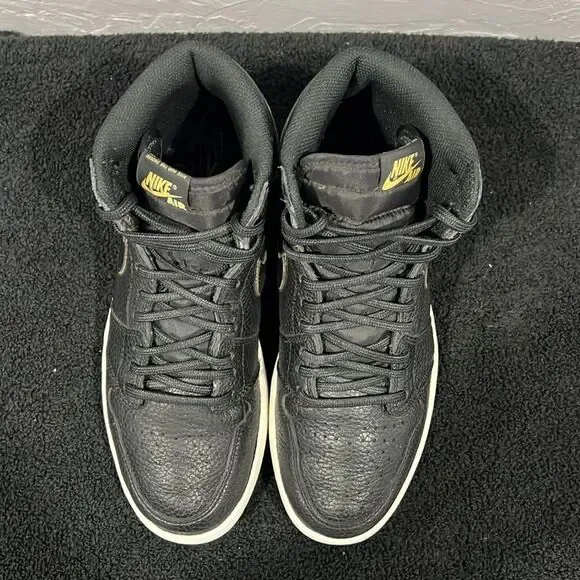 🔥🏀 NIKE AIR JORDAN 1 City Of Flight Sz 10.5Black/Gold Basketball Shoes - EUC